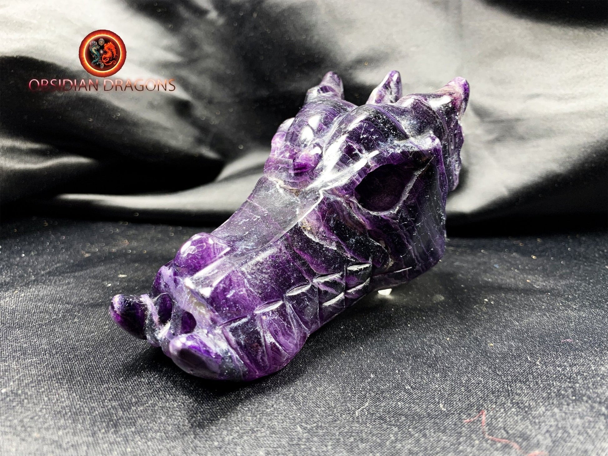 crâne de dragon- artisanal- fluorite- unique