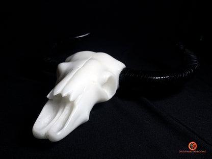 Crâne de Yak en Jade Noir et Blanc- artisanal