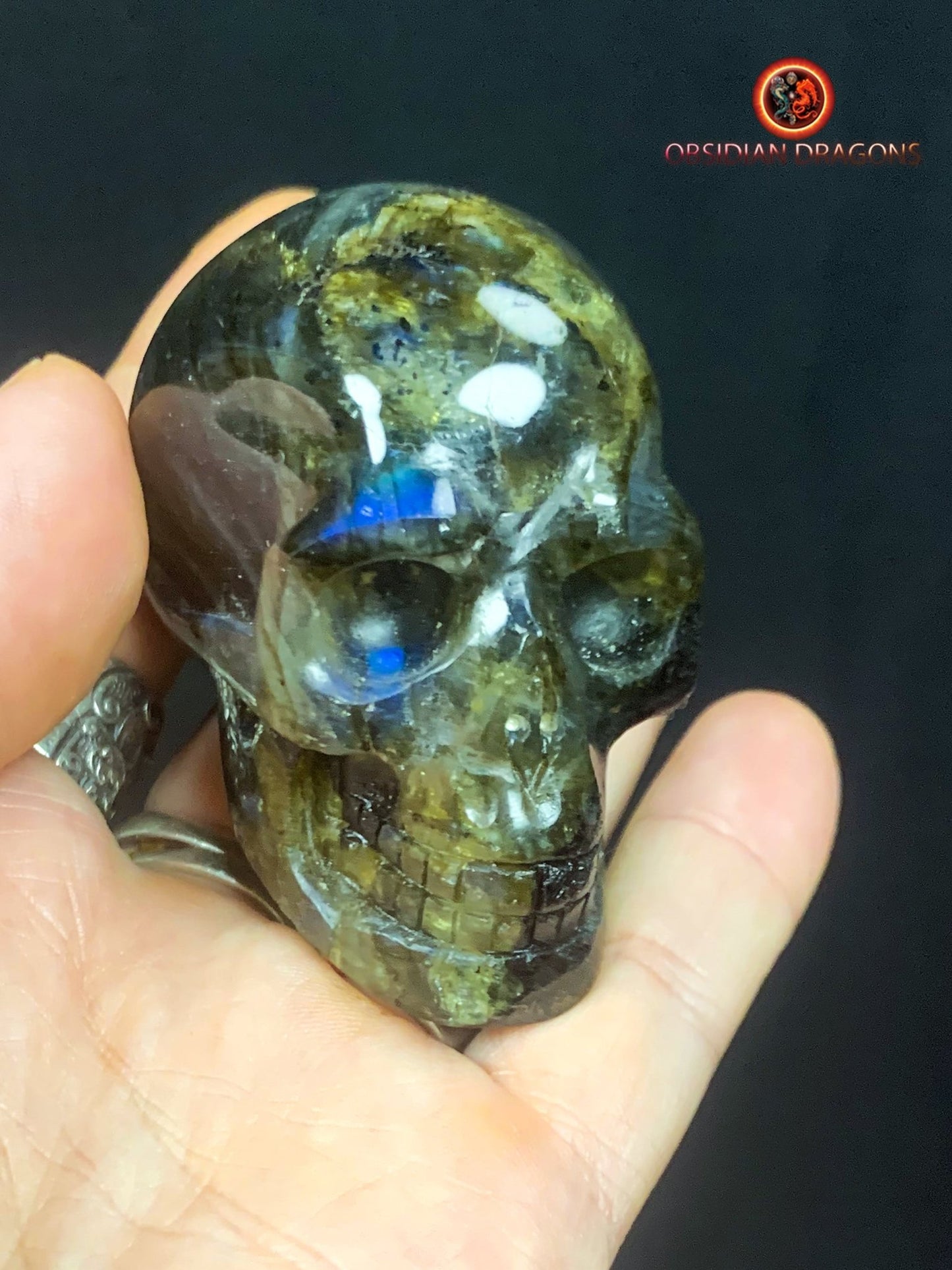 Petit crâne de cristal en labradorite