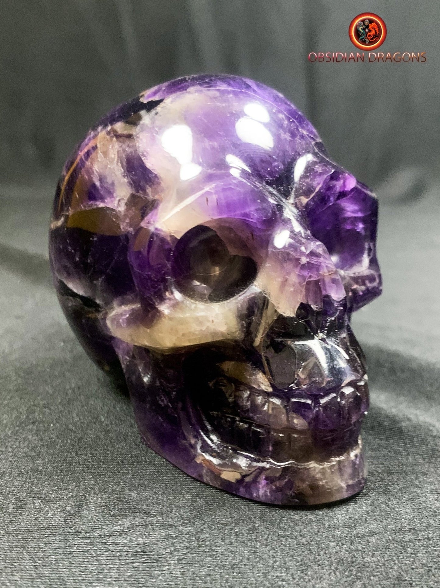 crâne de cristal en améthyste- unique