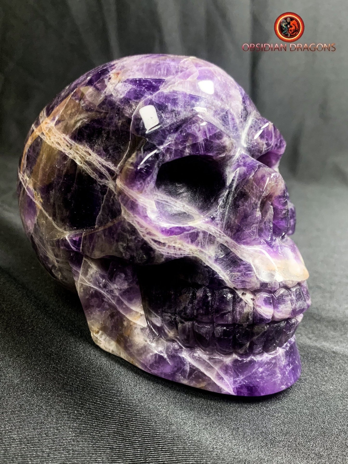 crâne de cristal en améthyste- Artisanal