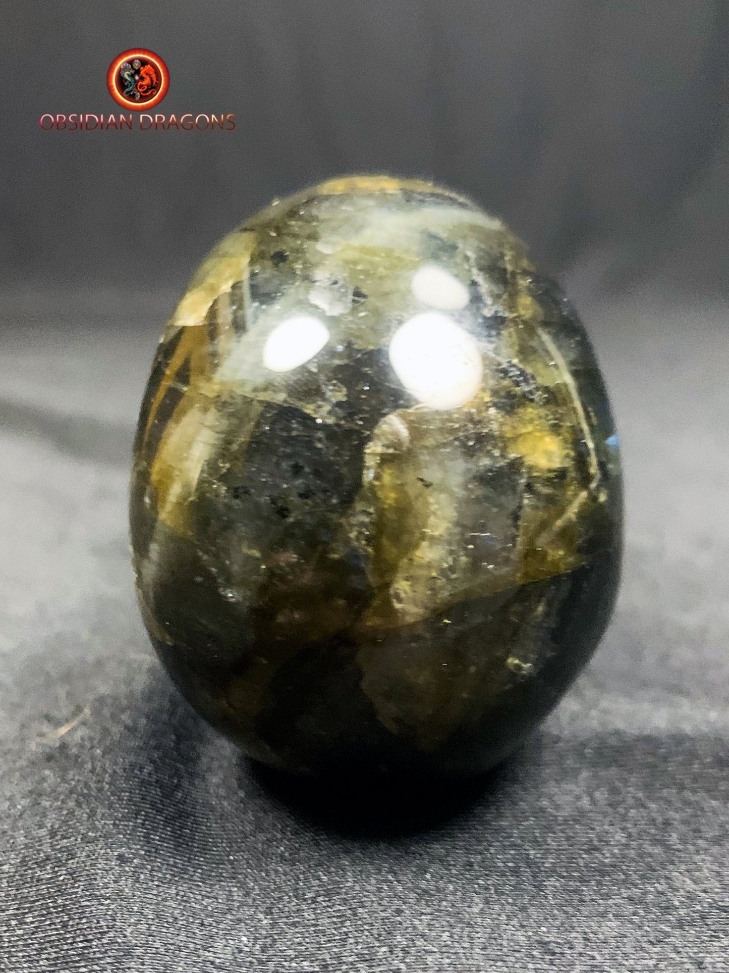 Petit crâne de cristal en labradorite