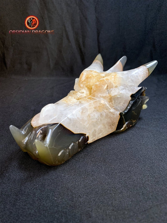 Crâne de dragon- artisanal- géode de quartz