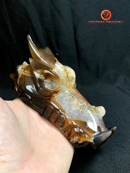 Crâne de dragon- artisanal- géode de quartz