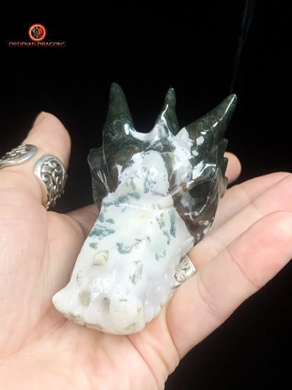 Crâne de dragon sculpté en agate mousse- Artisanal | obsidian dragons
