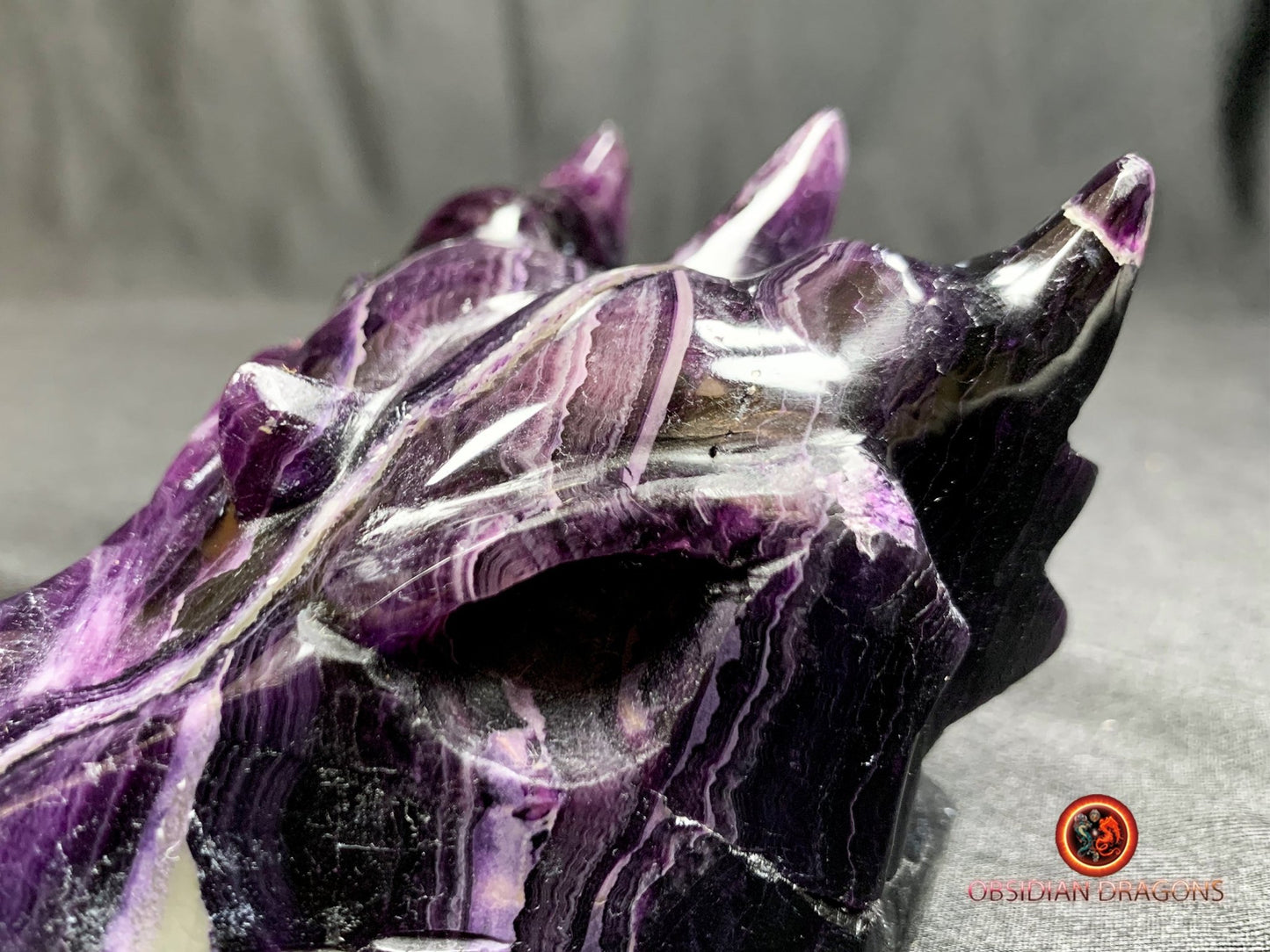 crâne de dragon- artisanal- fluorite- unique