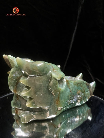 Crâne de dragon sculpté en agate mousse- naturel | obsidian dragons