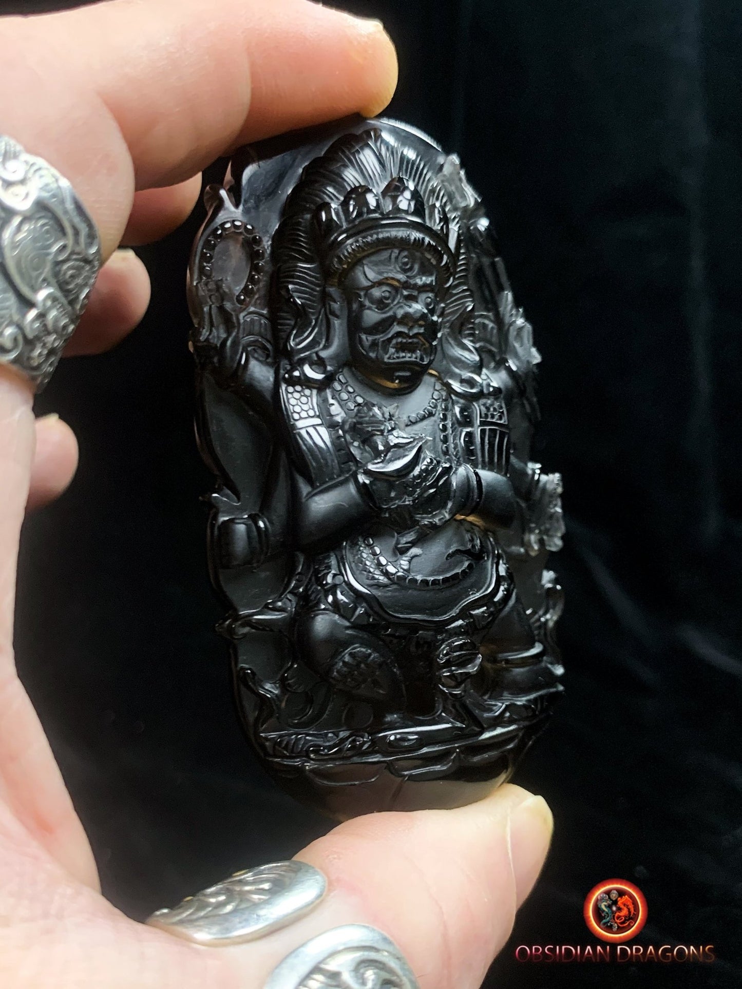Pierre votive bouddhiste- Mahakala- Quartz fumé- Rare | obsidian dragons