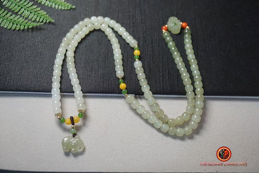 Mala, chapelet bouddhiste traditionnel zen. 108 perles de jade vert. Prières et méditation - obsidian dragon