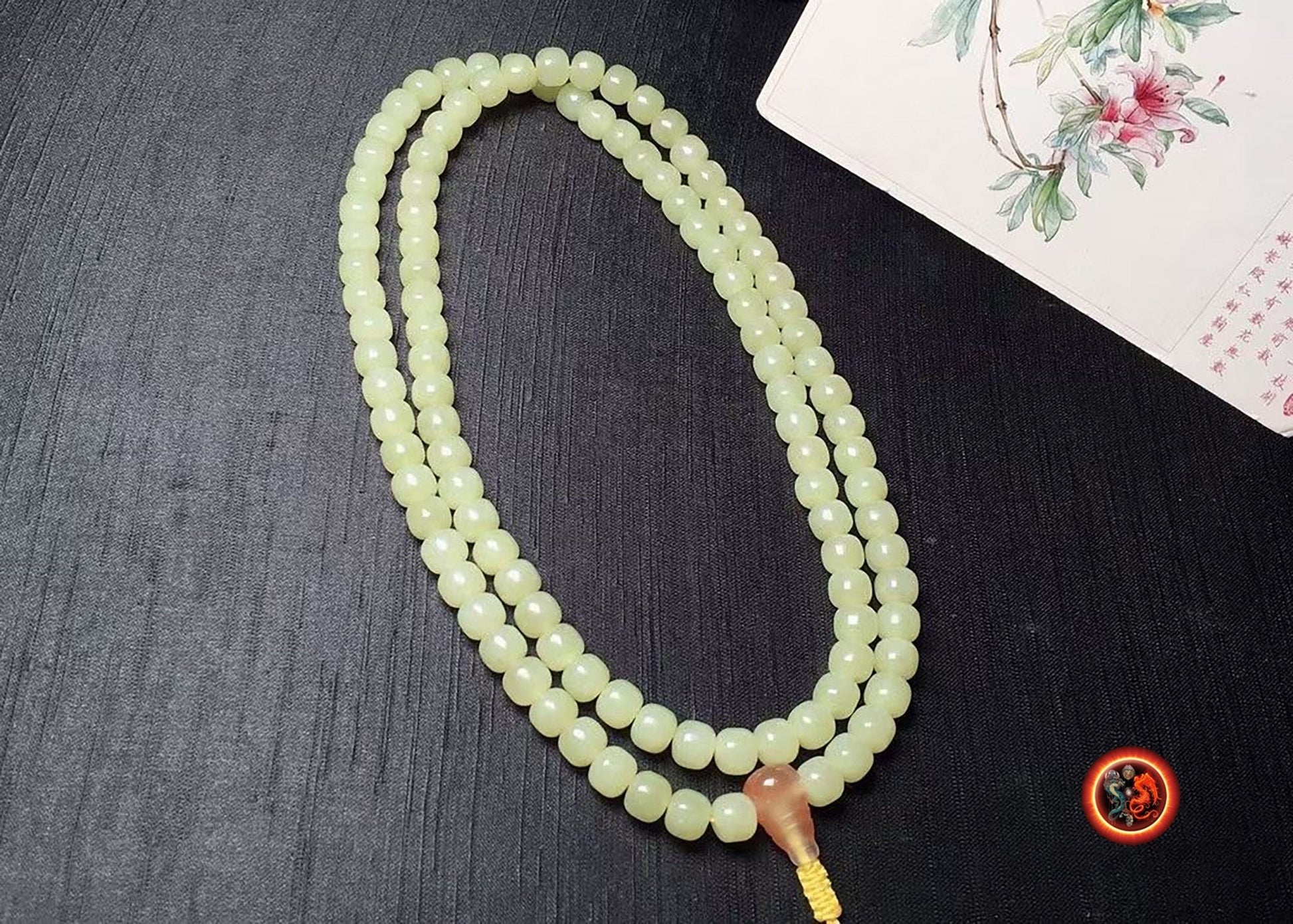 Mala chapelet bouddhiste Prière et méditation 108 perles de jade Nephrite exceptionnel entièrement naturel sans aucun traitement expertisé - obsidian dragon