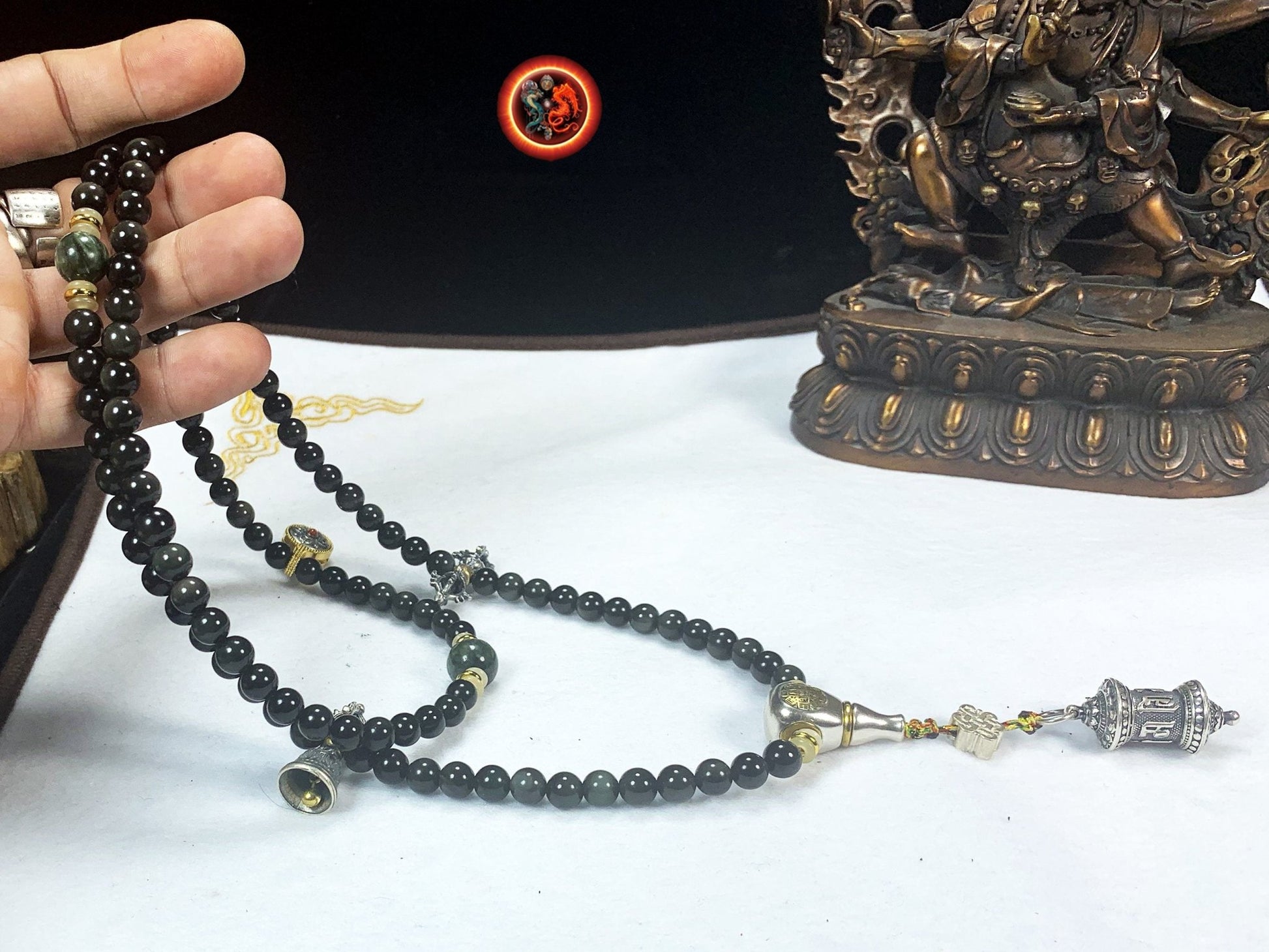 Mala artisanal- 108 perles en obsidienne oeil celeste.