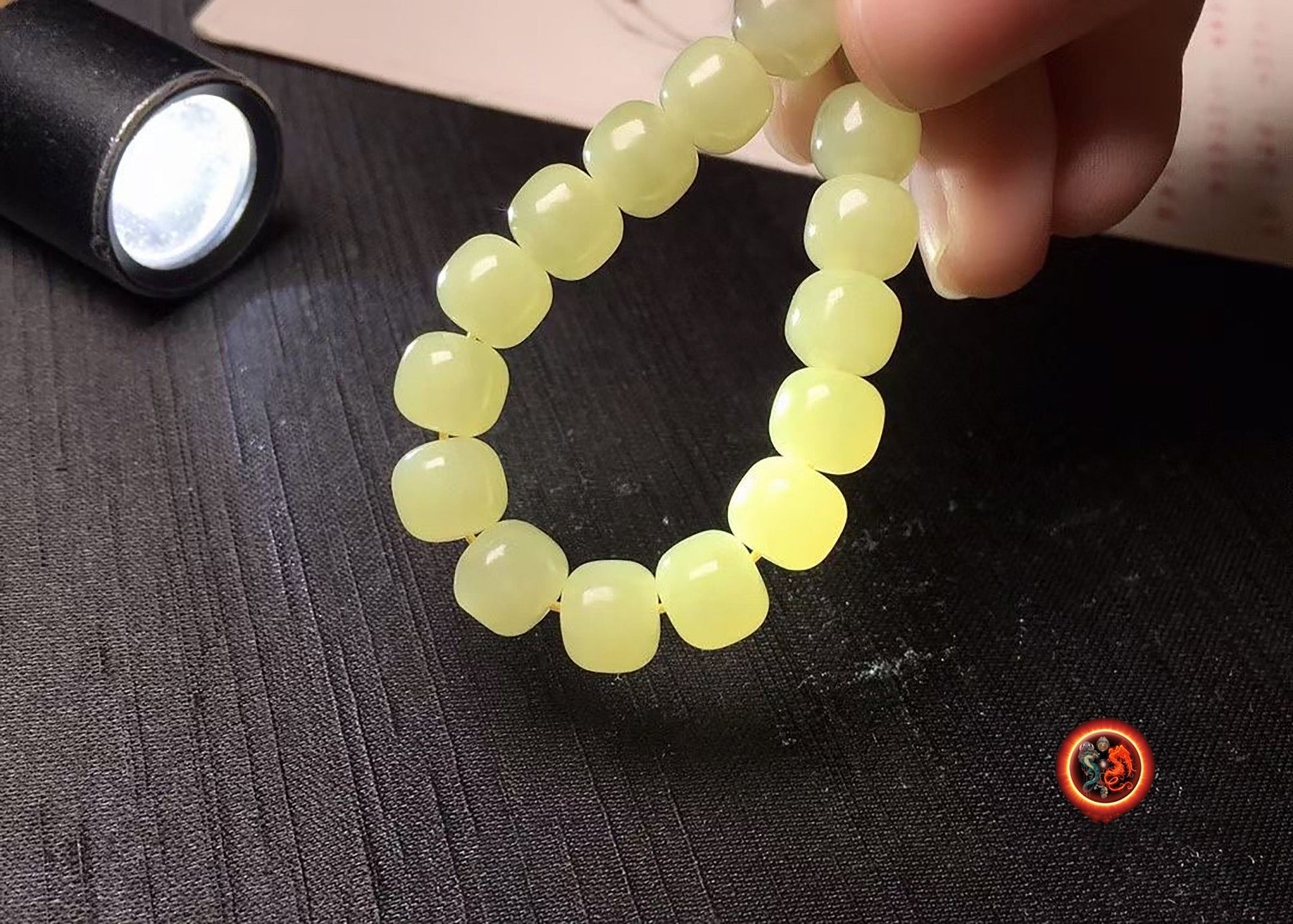 Mala chapelet bouddhiste Prière et méditation 108 perles de jade Nephrite exceptionnel entièrement naturel sans aucun traitement expertisé - obsidian dragon
