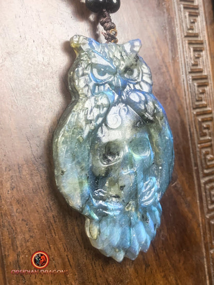 pendentif crâne et hibou en labradorite