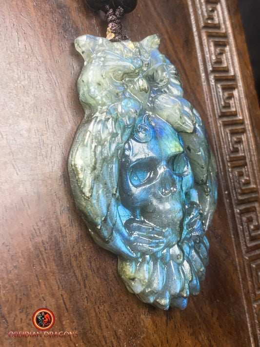 pendentif crâne et hibou en labradorite