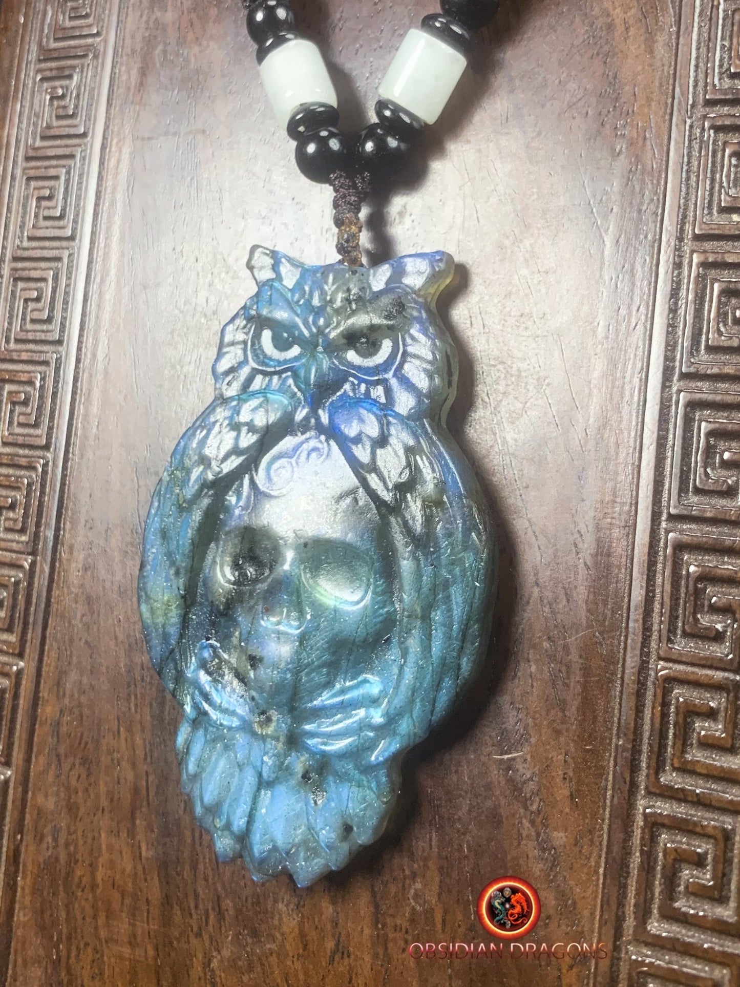 pendentif crâne et hibou en labradorite