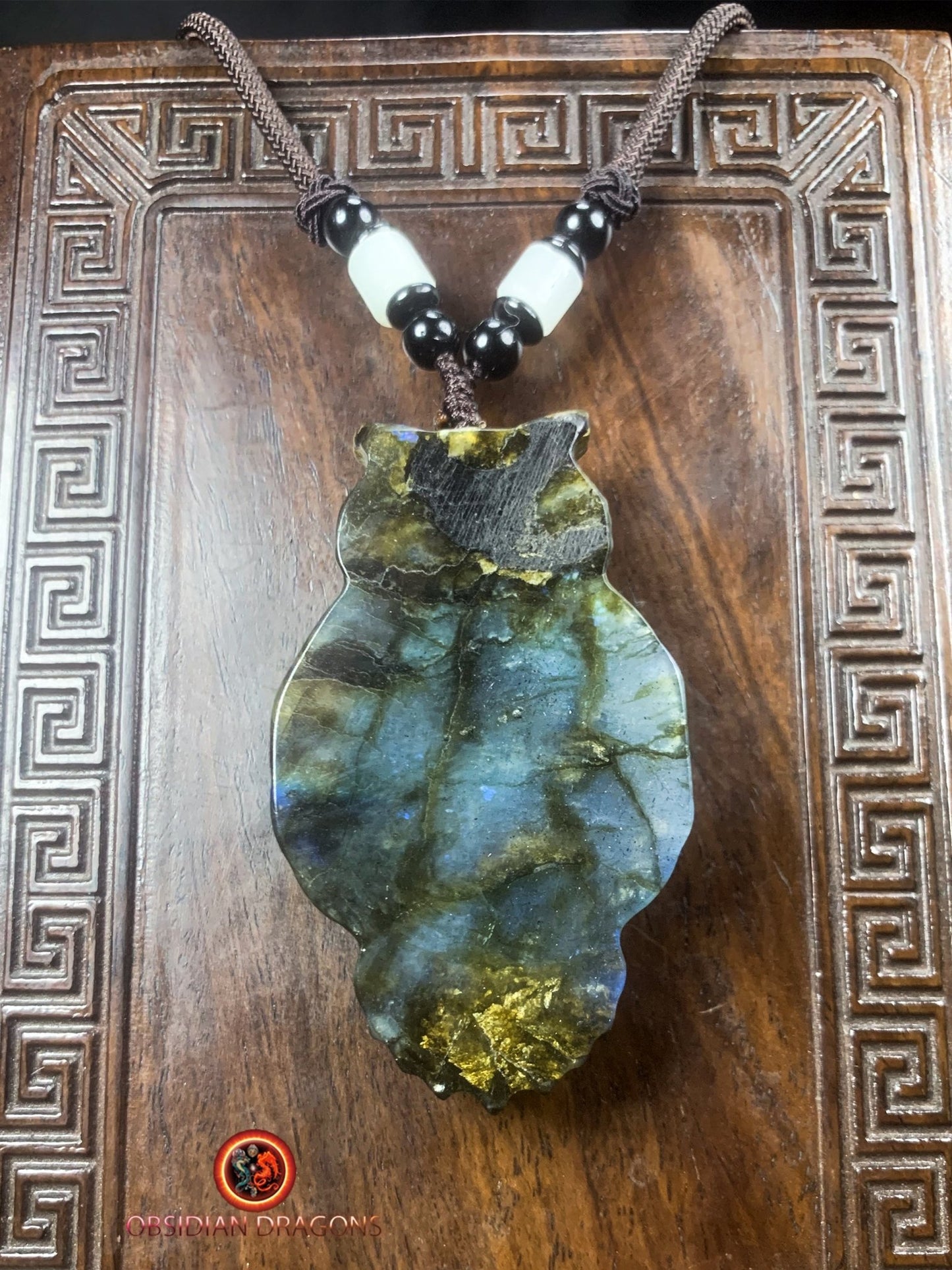 pendentif crâne et hibou en labradorite