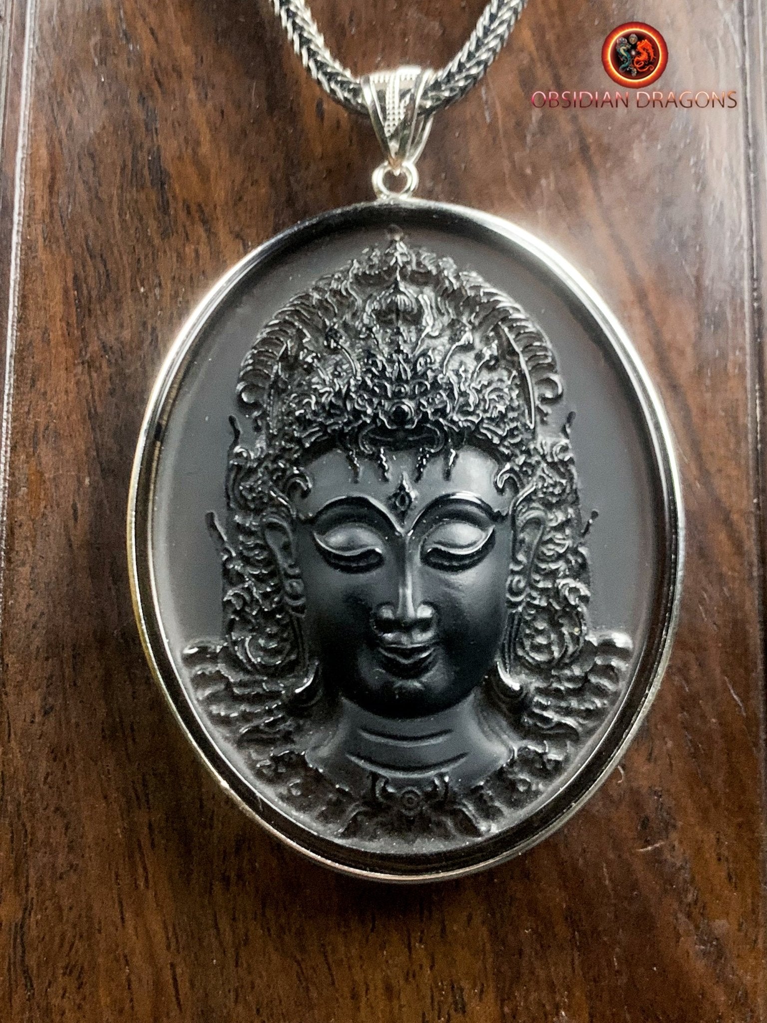 Pendentif bouddha en obsidienne glace- Tara