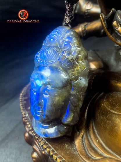 Pendentif Bouddha en labradorite- Guan Yin