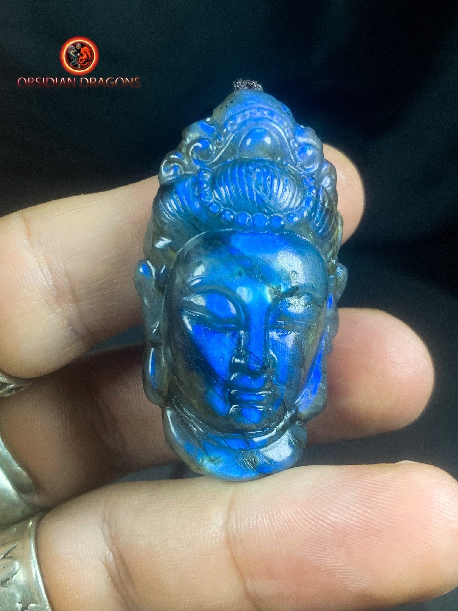 Pendentif Bouddha en labradorite- Guan Yin