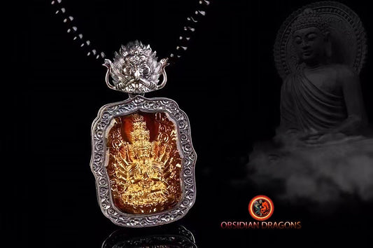 Pendentif bouddha Chenrezig/ Guan Yin, amulette de protection du bouddhisme vajrayana esoterique tibétain. représentation de Garuda sur la beliere. - obsidian dragon