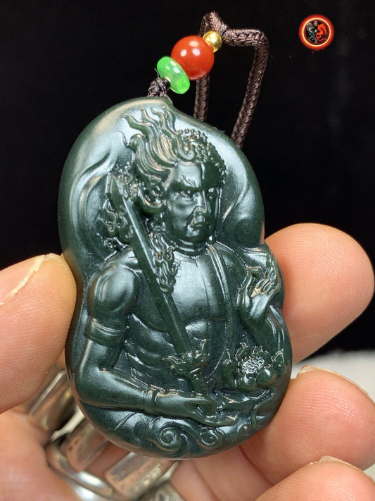Pendentif bouddha en jade.Bouddha Acala- Bouddha Sakyamuni. Jade naturel expertisé. Entièrement réalisé artisanalement, pièce unique. - obsidian dragon
