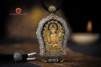 Pendentif Bouddha. Mahasthamaprapta Bodhisattva. Ghau, amulette de protection tibétaine. Véritable tangka artisanal - obsidian dragon