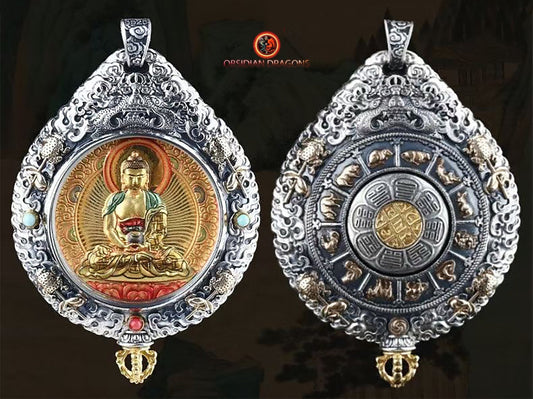 pendentif bouddha. protection d' Amitabha. Authentique ghau avec tangka peint sur or. Amulette bouddhiste vajrayana - obsidian dragon