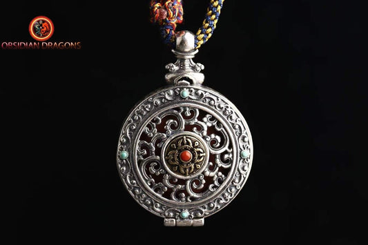 Pendentif bouddha tibétain, amulette tibétaine, tsa tsa en argile authentique dans son reliquaire en argent 925. bouddha medecine Sangyé Menla - obsidian dragon