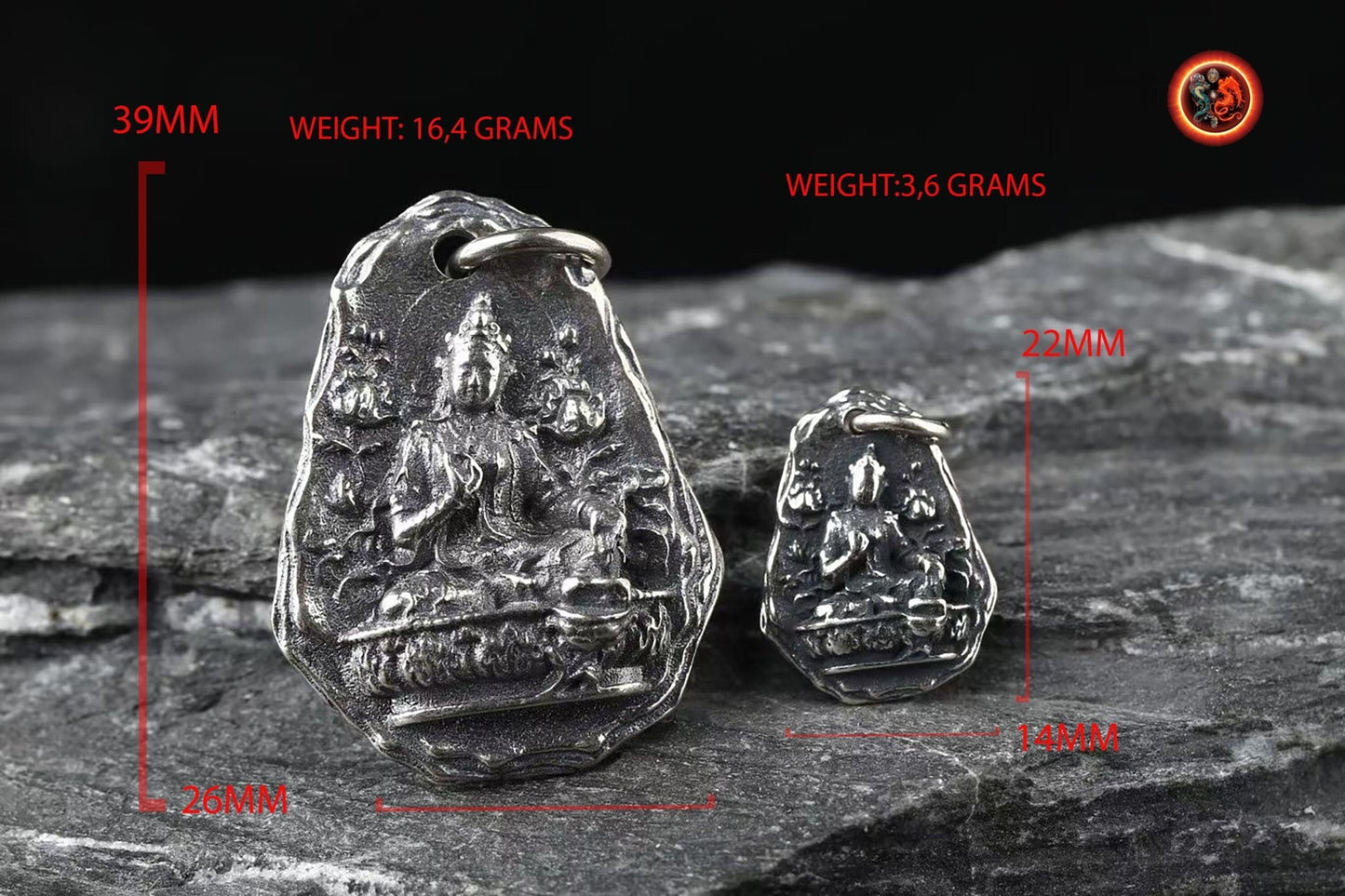 pendentif, talisman, amulette bouddhiste tibétain, déesse Tara sous sa forme blanche. Argent 925 poinçonné. Deux tailles disponibles - obsidian dragon