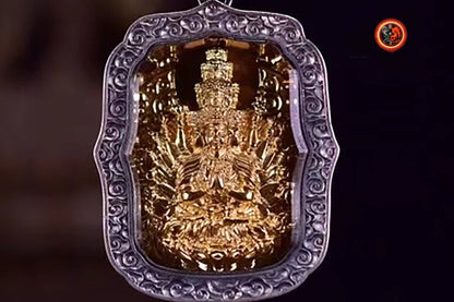pendentif amulette de protection bouddhiste Bouddha Chenrezi mala de prière et méditation 108 perles, argent 925 or 18K bélière Garuda - obsidian dragon