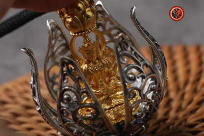 Pendentif Bouddha. Amulette Guan Yin/ Chenrezig, dans un Lotus à 6 pétales. Argent 925, plaqué or 24k pendentif ouvrant. - obsidian dragon
