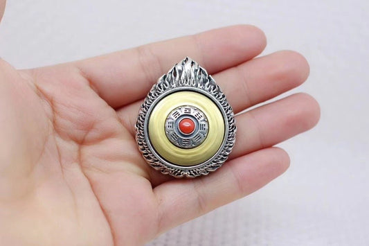 Pendentif bouddha Amitabha. Amulette de protection bouddhiste tibetain.  Argent massif 925, plaqué or 18k, agate. Roue de la vie tournante - obsidian dragon