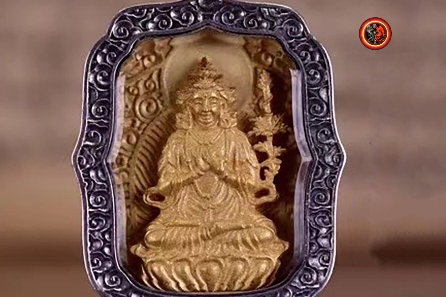 pendentif amulette de protection bouddhiste Mahasthamaprapta mala de prière et méditation 108 perles, argent 925 or 18K bélière Garuda - obsidian dragon
