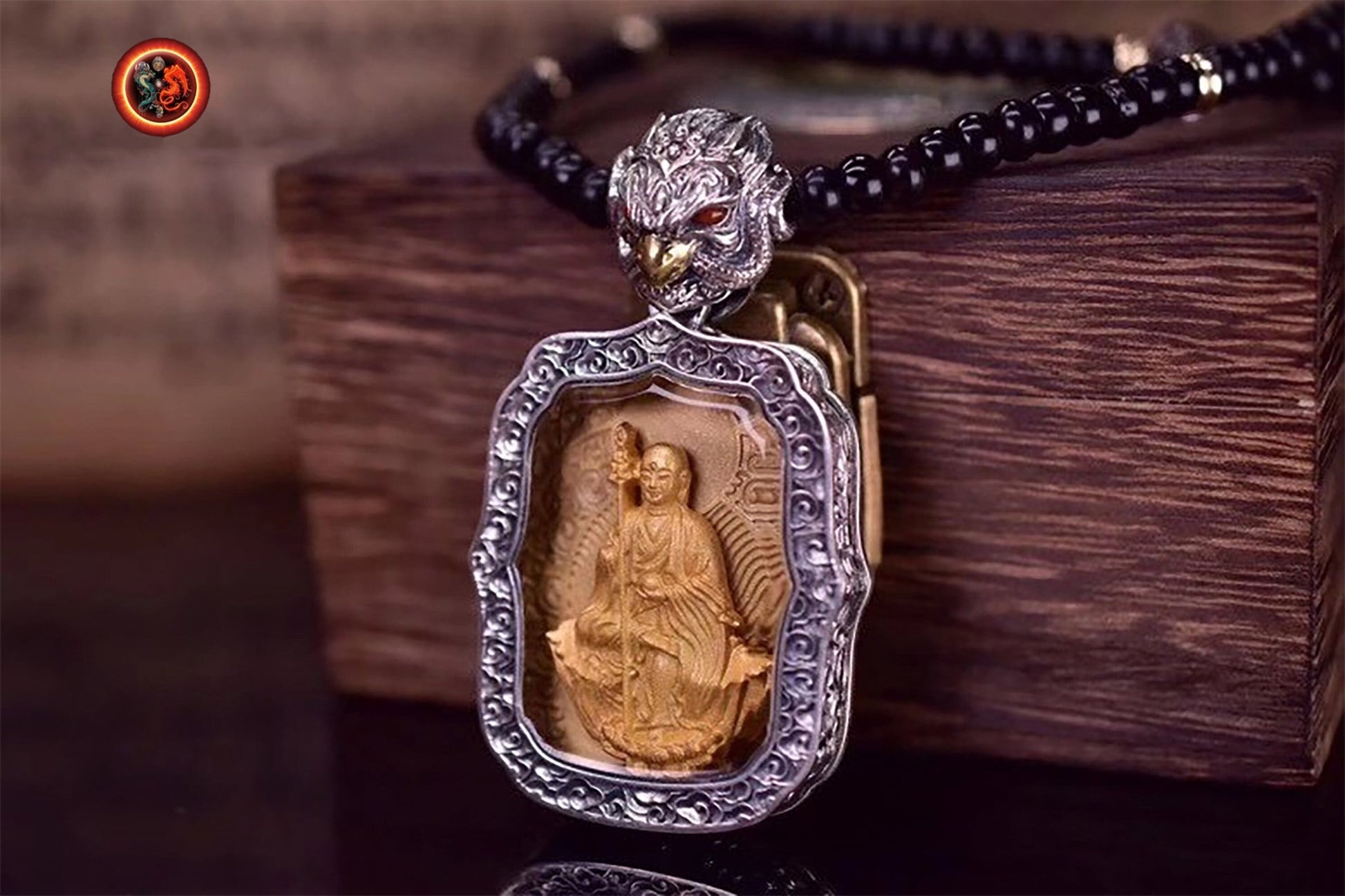 pendentif amulette de protection bouddhiste Bouddha Dizang/ Jizo mala de prière et méditation 108 perles, argent 925 or 18K bélière Garuda - obsidian dragon