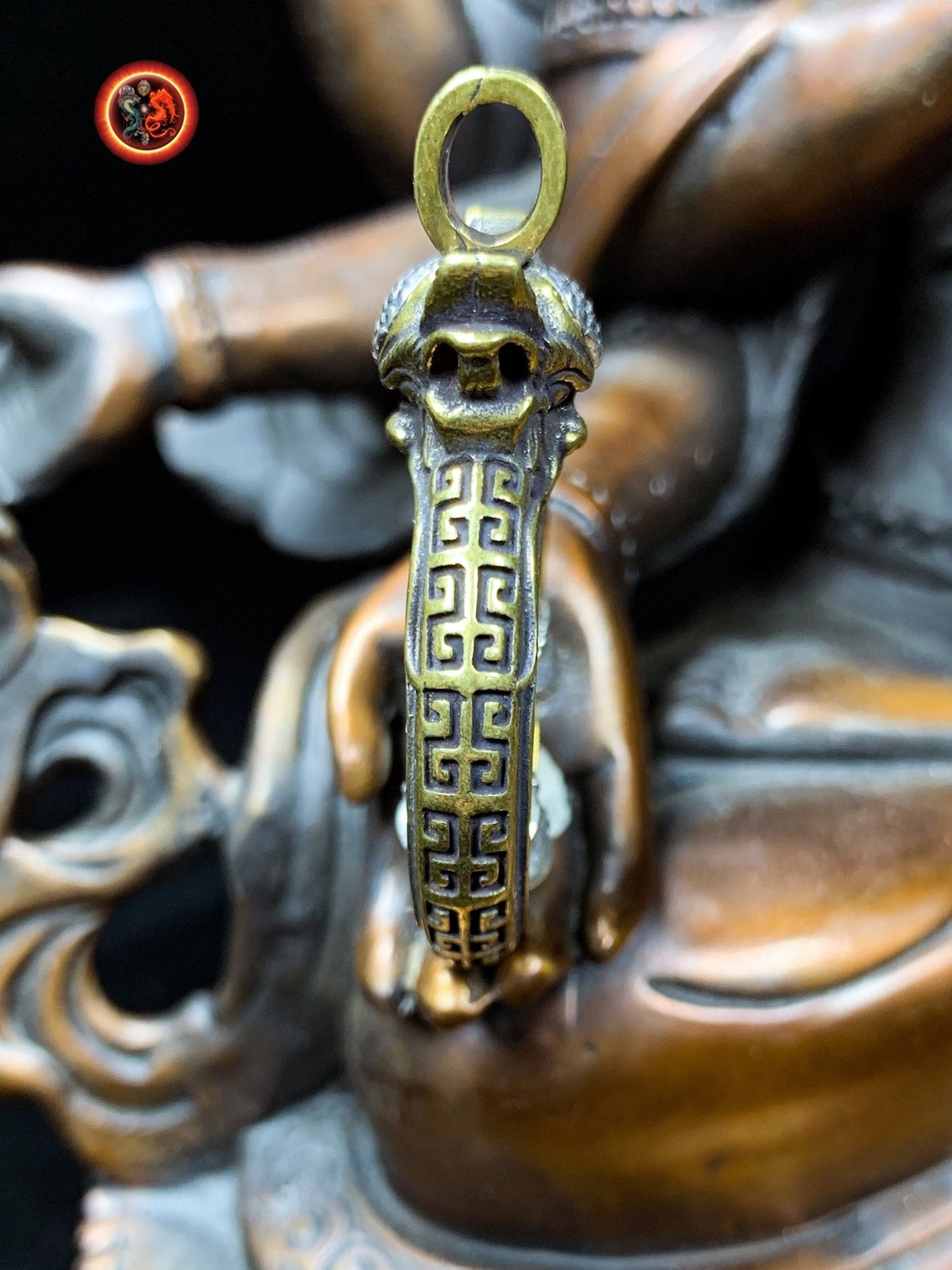 Amulette de protection bouddhiste- Dragon gardien du Dharma | obsidian dragons