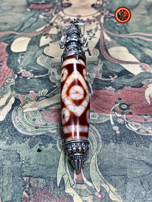 Pendentif DZI tibetain authentique. Protection tibétaine. enchâssé dans son reliquaire en argent 925. Symbole du parasol - obsidian dragon