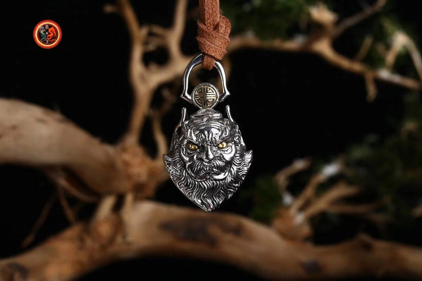 pendentif, amulette de protection Taoïste, grelot "chasse fantôme" en forme de Zhong Kui . argent 925 et cuivre. - obsidian dragon