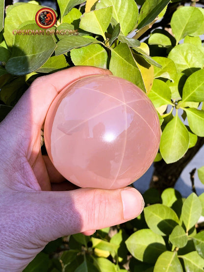 Sphère, quartz rose étoilé rare quartz rose astérié ou quartz rose astérisé. Provenance du Mozambique. quartz rose naturel. 70mm de diamètre - obsidian dragon