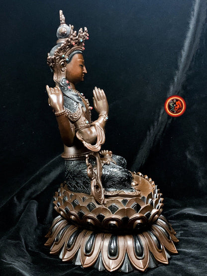 Statue, statuette bouddhiste exceptionnelle. Bouddha bodhisattva Chenrezi, Guan yin en posture de powa . Bronze de haute qualité. - obsidian dragon