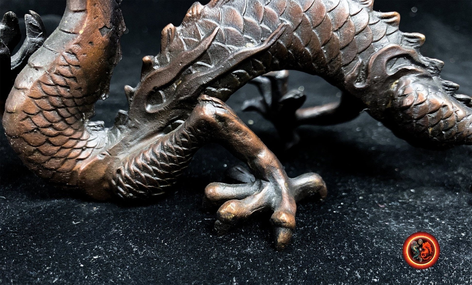 Statuette dragon en bronze- Protection Feng shui | obsidian dragons